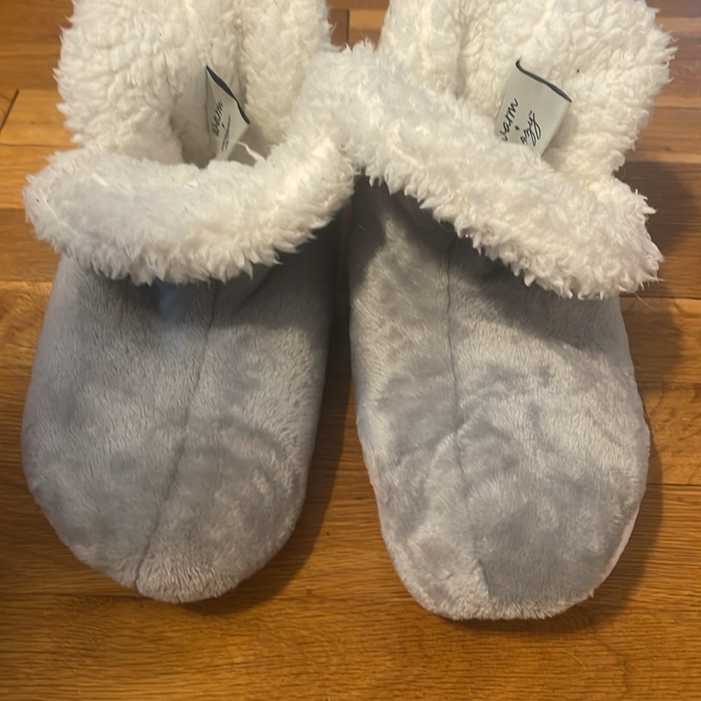 Cute bootie slippers in gray and white - Picture 3 of 8